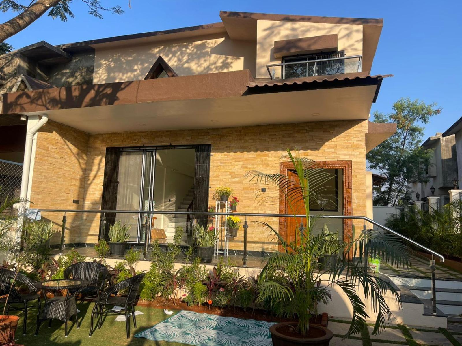 Lavish Villa - 3 Bhk Pool With Lawn Lonavala Εξωτερικό φωτογραφία