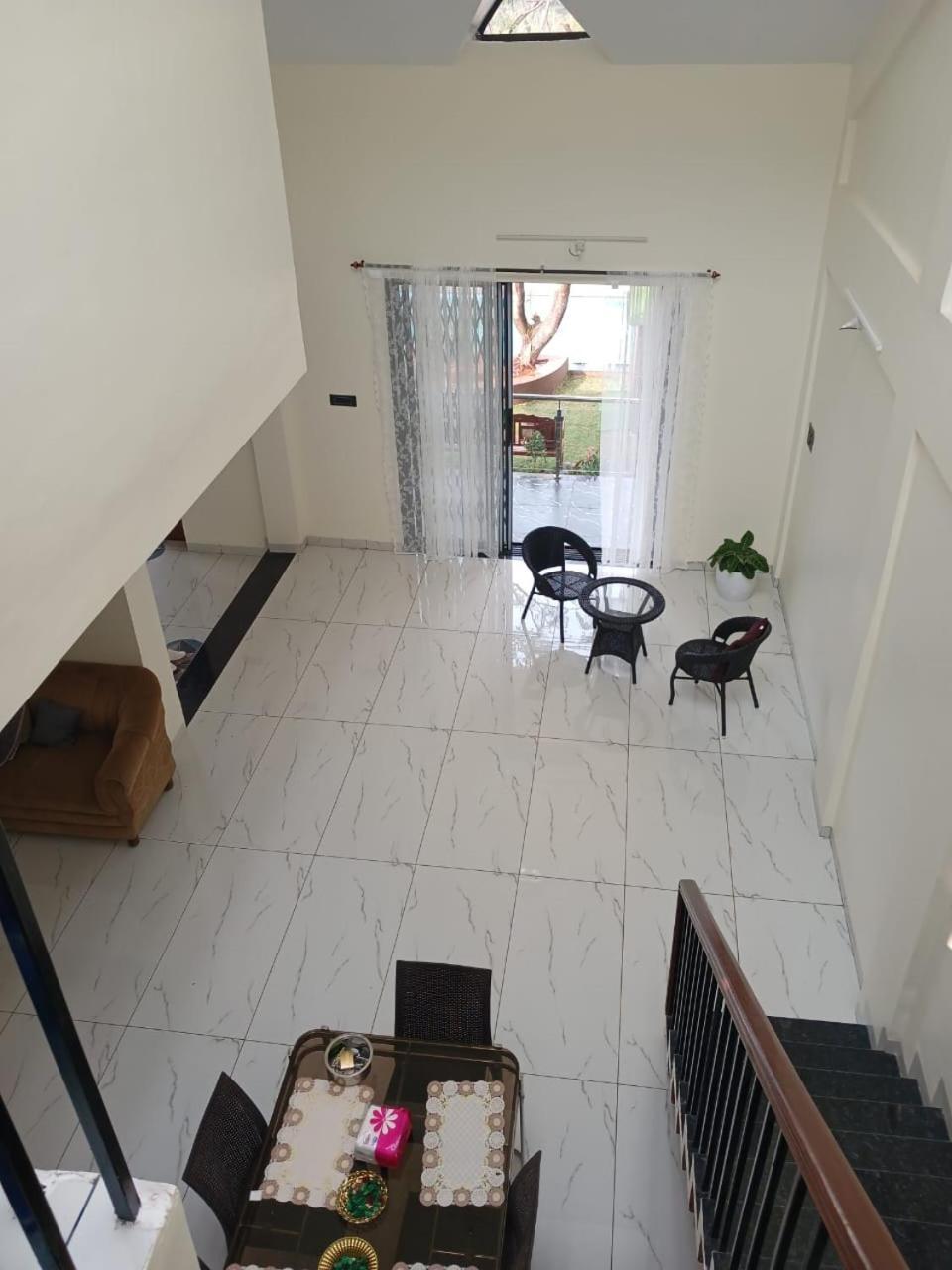 Lavish Villa - 3 Bhk Pool With Lawn Lonavala Εξωτερικό φωτογραφία