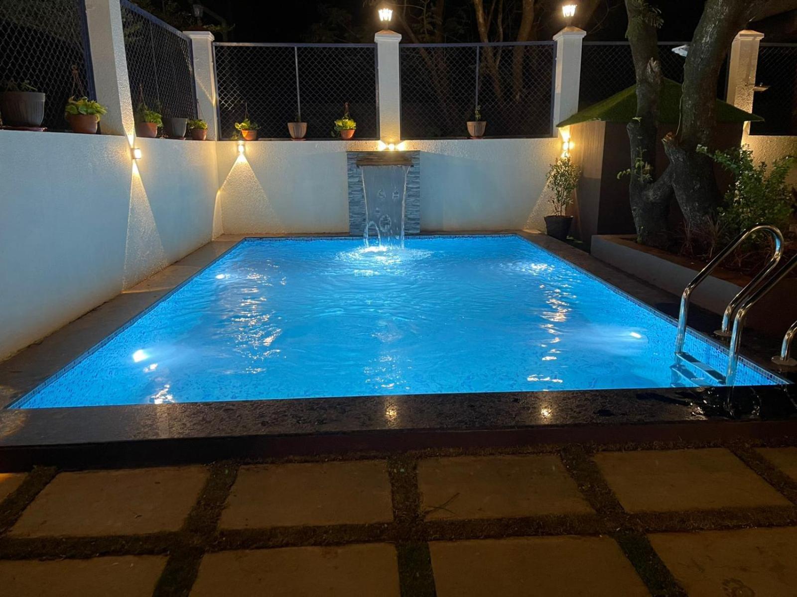 Lavish Villa - 3 Bhk Pool With Lawn Lonavala Εξωτερικό φωτογραφία